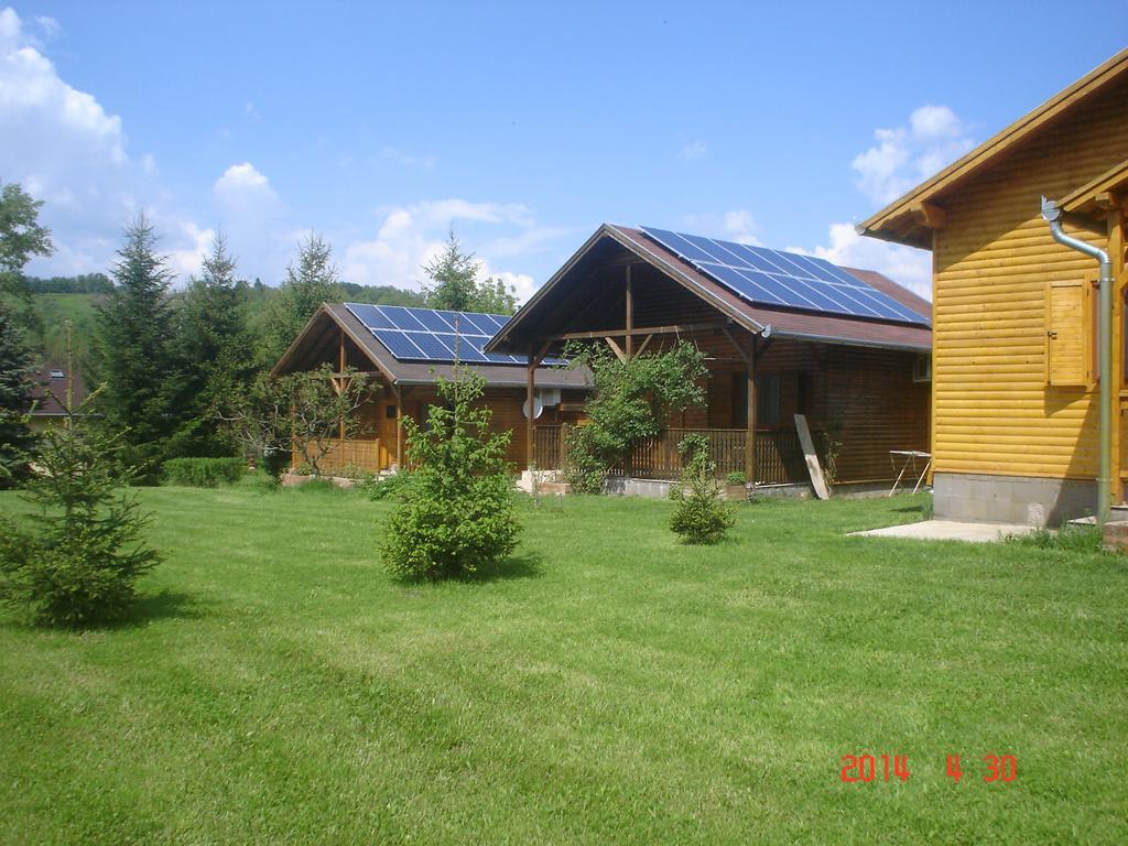 Romantyk vendégház Manfa Exterior foto